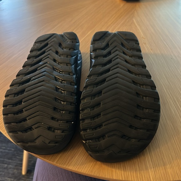 Vionic recovery sandals - Picture 3 of 4